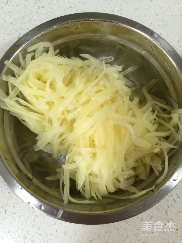 涼拌土豆絲的做法-酸辣味拌菜譜-易網健康養生網 涼拌土豆絲的做法-酸辣味拌菜譜