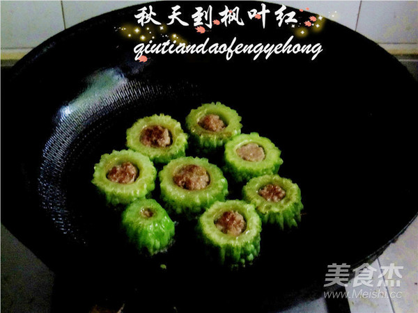 苦中作樂之苦瓜釀肉的做法-苦香味其它工藝菜譜-易網健康養生網 苦中作樂之苦瓜釀肉的做法-苦香味其它工藝菜譜