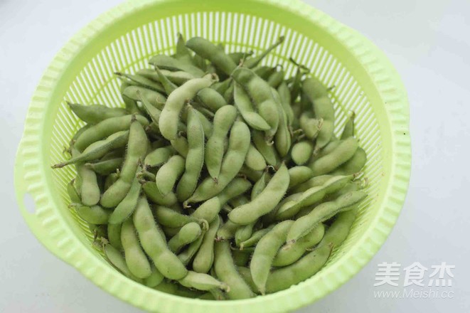 煮毛豆的做法-麻辣味煮菜譜-易網<a href=http://m.aoa7937.com/ target=_blank class=infotextkey>健康養生</a>網 煮毛豆的做法-麻辣味煮菜譜