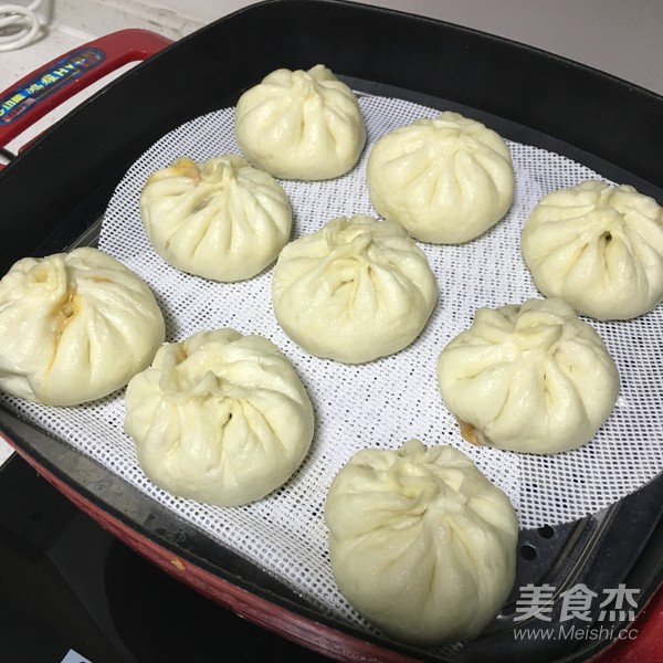 解饞的薺菜肉包子的做法-咸鮮味蒸菜譜-易網健康養生網 解饞的薺菜肉包子的做法-咸鮮味蒸菜譜