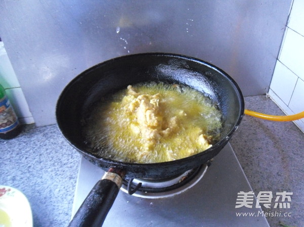 糖醋雞丁的做法-家常味炸菜譜-易網(wǎng)健康養(yǎng)生網(wǎng) 糖醋雞丁的做法-家常味炸菜譜