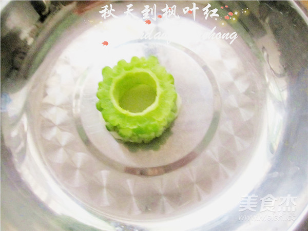 苦中作樂之苦瓜釀肉的做法-苦香味其它工藝菜譜-易網健康養生網 苦中作樂之苦瓜釀肉的做法-苦香味其它工藝菜譜