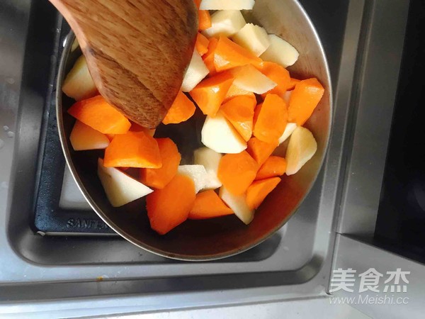 咖喱雞塊的做法-香辣味炒菜譜