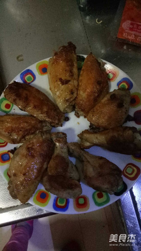 美味的雞翅根的做法-黑椒味煎菜譜