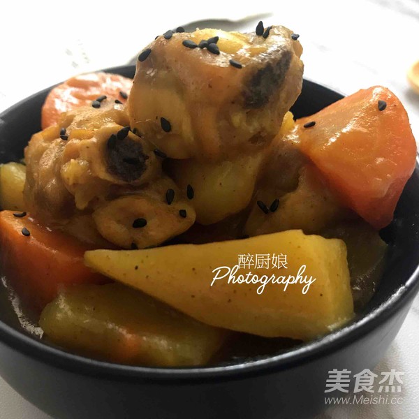 咖喱雞塊的做法-香辣味炒菜譜-易網(wǎng)健康養(yǎng)生網(wǎng) 咖喱雞塊的做法-香辣味炒菜譜