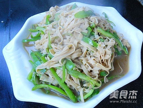 辣炒豆腐絲的做法-家常味炒菜譜