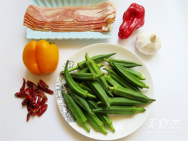 培根炒秋葵的做法-家常味炒菜譜-易網(wǎng)<a href=http://m.aoa7937.com/ target=_blank class=infotextkey>健康養(yǎng)生</a>網(wǎng) 培根炒秋葵的做法-家常味炒菜譜