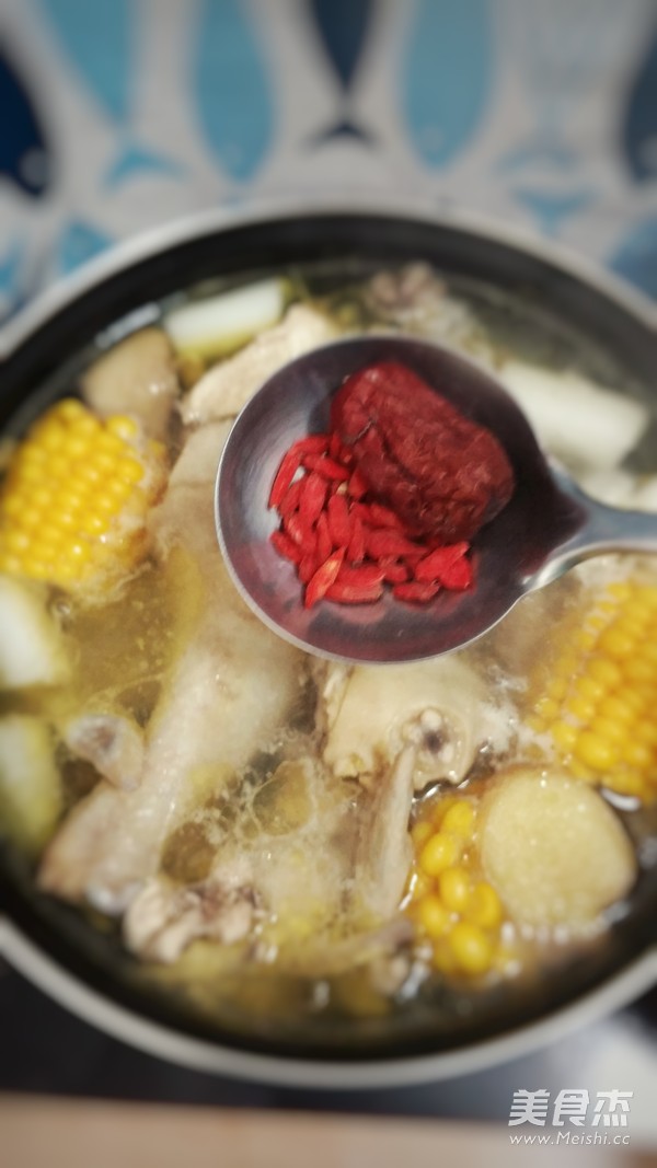 清燉雞湯的做法-咸鮮味燉菜譜-易網健康養生網 清燉雞湯的做法-咸鮮味燉菜譜