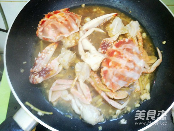 雙椒辣炒螃蟹的做法-家常味炒菜譜-易網健康養生網 雙椒辣炒螃蟹的做法-家常味炒菜譜