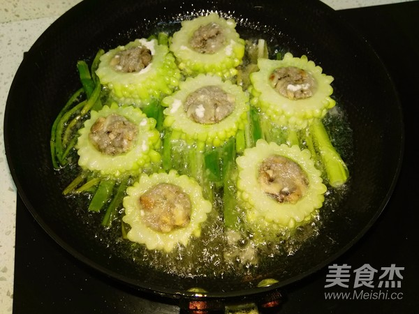 牛肉苦瓜燒的做法-咸鮮味燒菜譜