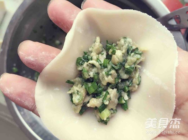 餃子的做法-咸鮮味蒸菜譜
