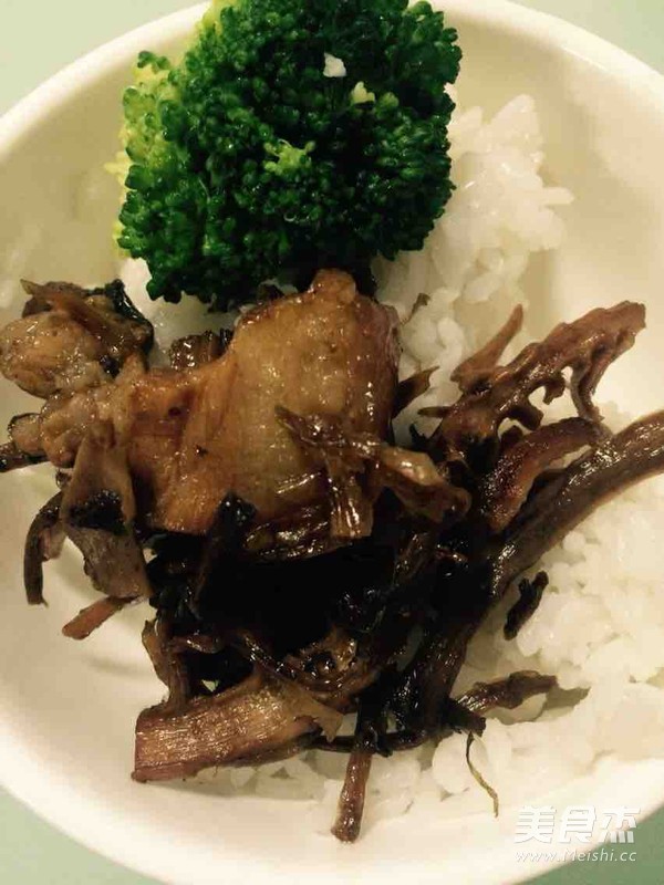 不油膩超下飯~梅干菜扣肉的做法-醬香味蒸菜譜-易網(wǎng)健康養(yǎng)生網(wǎng) 不油膩超下飯~梅干菜扣肉的做法-醬香味蒸菜譜