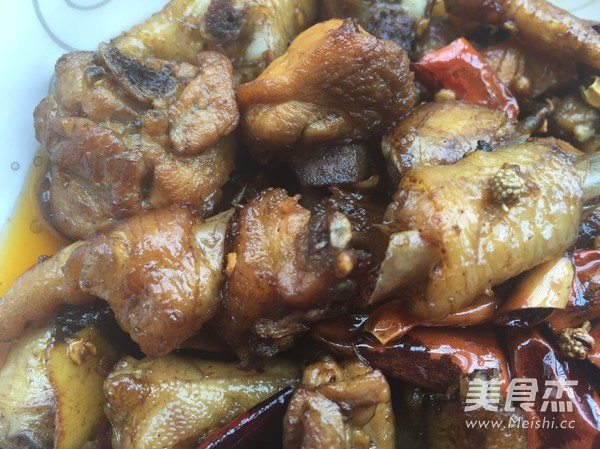 辣子雞爪的做法-香辣味炒菜譜-易網健康養生網 辣子雞爪的做法-香辣味炒菜譜