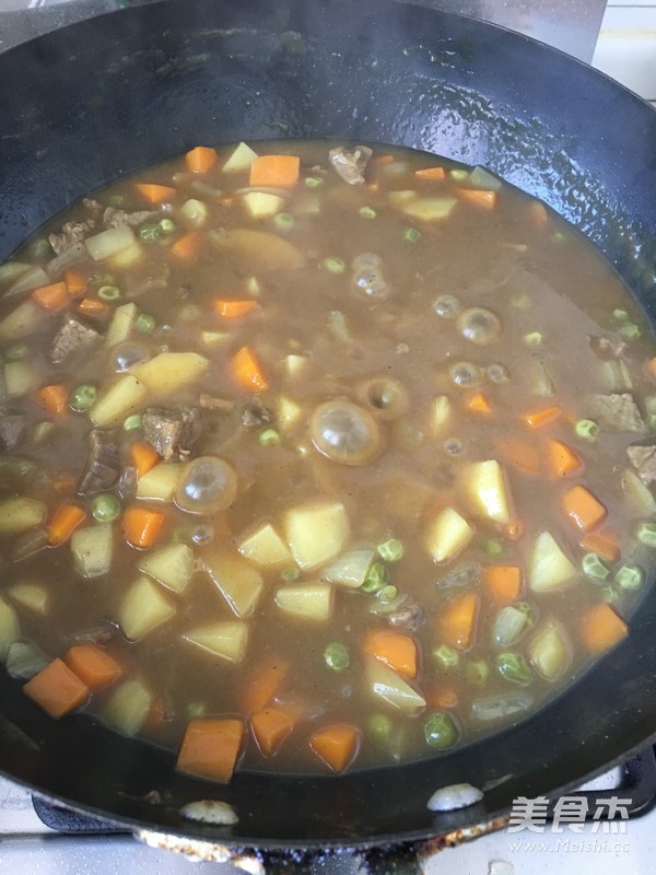 五彩繽紛咖喱牛肉的做法-咖喱味炒菜譜-易網健康養生網 五彩繽紛咖喱牛肉的做法-咖喱味炒菜譜