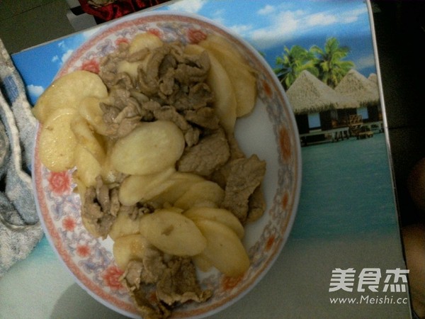 茭白炒肉片的做法-家常味炒菜譜-易網(wǎng)健康養(yǎng)生網(wǎng) 茭白炒肉片的做法-家常味炒菜譜