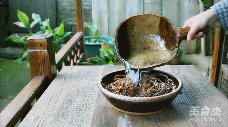 筍干炒回鍋肉的做法-家常味炒菜譜-易網健康養生網 筍干炒回鍋肉的做法-家常味炒菜譜