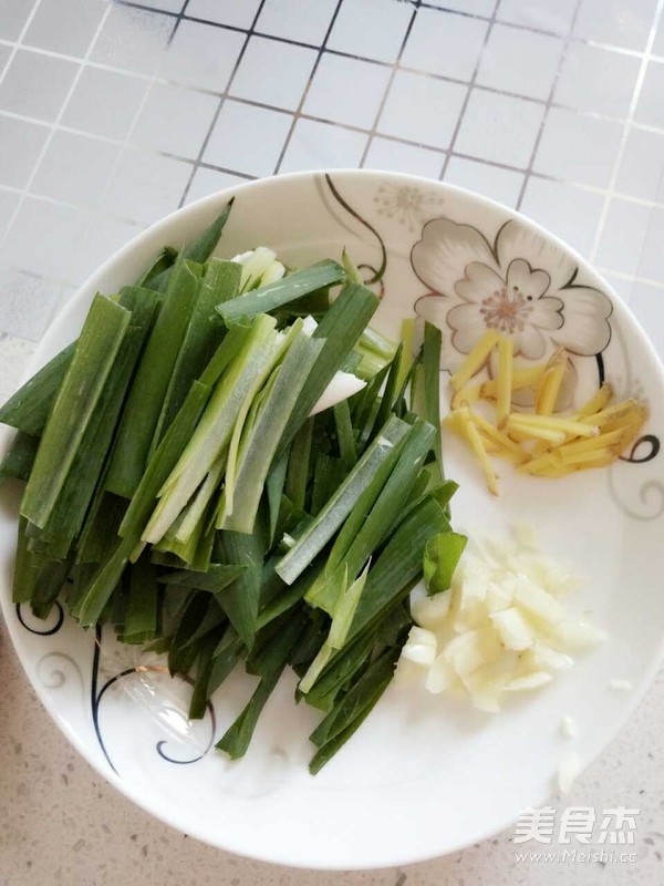 土豆絲拌苦苣的做法-咸鮮味拌菜譜