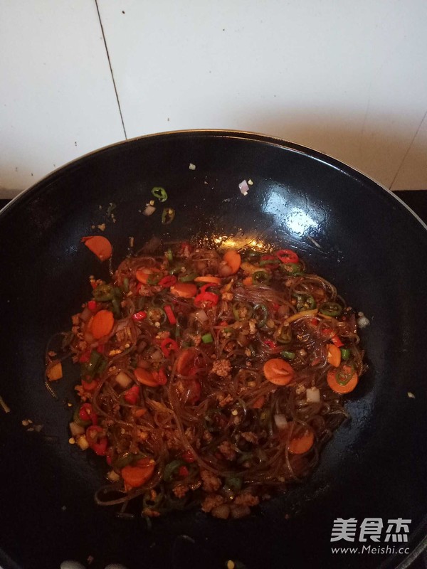 肉沫粉絲的做法-家常味燒菜譜-易網健康養生網 肉沫粉絲的做法-家常味燒菜譜