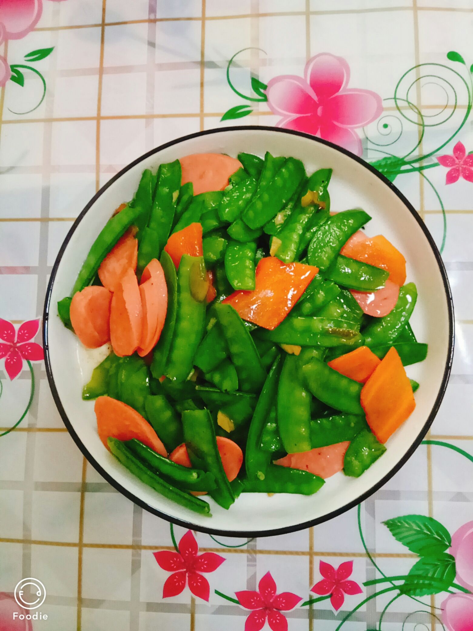 荷蘭豆火腿腸的做法-家常味炒菜譜-易網(wǎng)健康養(yǎng)生網(wǎng) 荷蘭豆火腿腸的做法-家常味炒菜譜