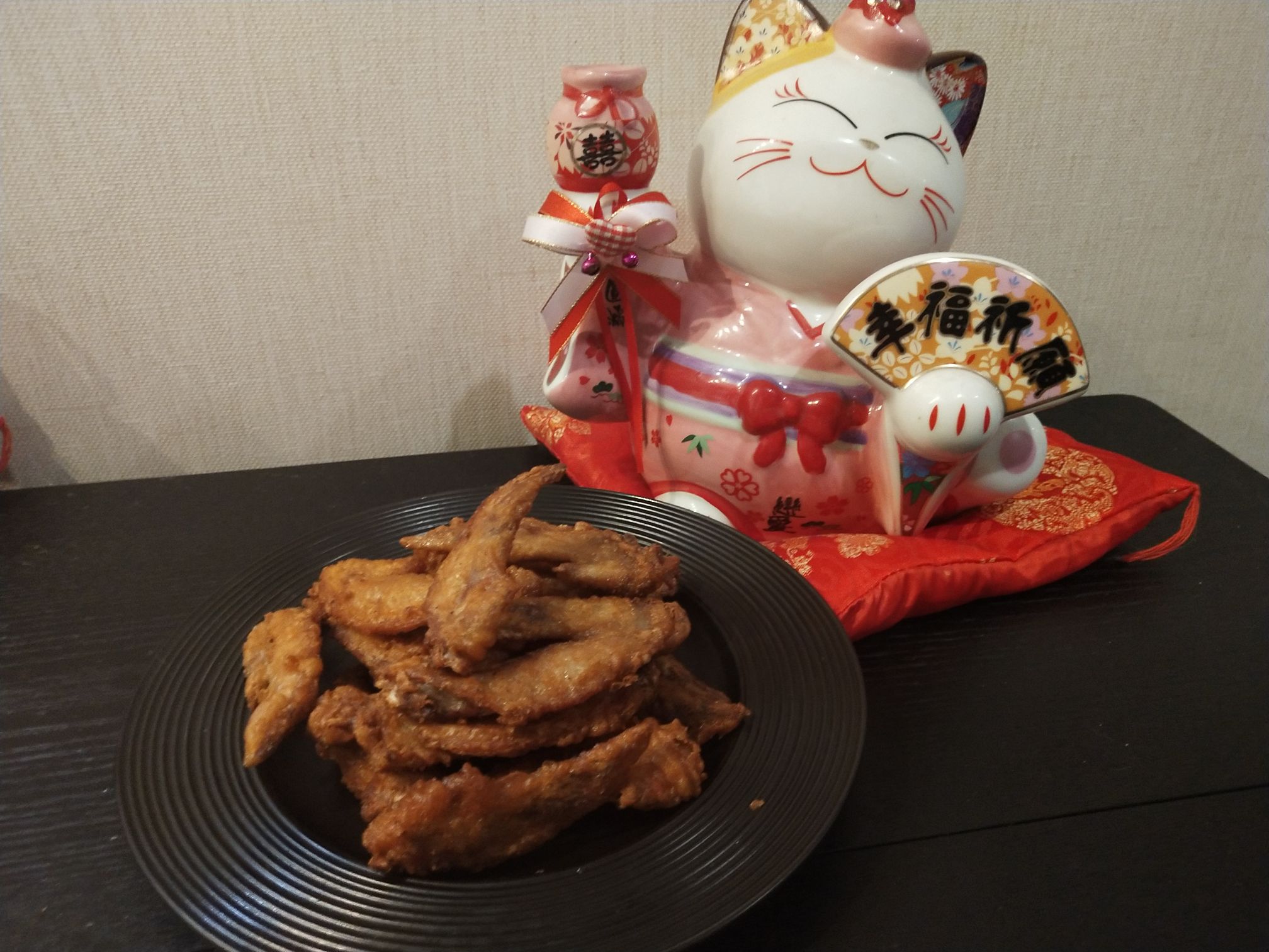 飄香酥炸雞翅尖的做法-家常味炸菜譜-易網健康養生網 飄香酥炸雞翅尖的做法-家常味炸菜譜