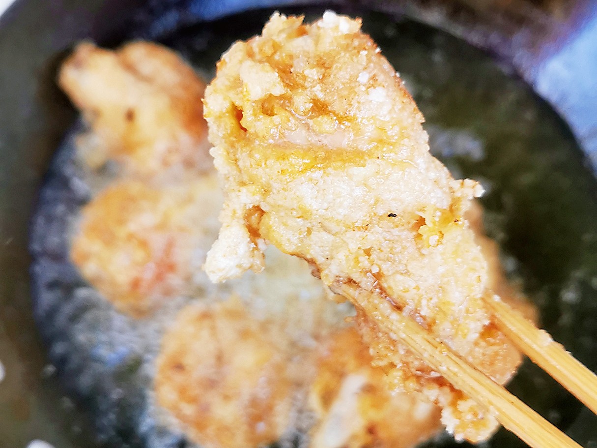 蒜香炸雞腿的做法-咸鮮味炸菜譜-易網健康養生網 蒜香炸雞腿的做法-咸鮮味炸菜譜