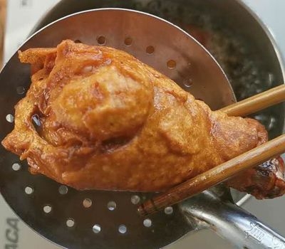 不看韓劇,也要試試這道香酥炸雞腿的做法-家常味炸菜譜-易網健康養(yǎng)生網 不看韓劇,也要試試這道香酥炸雞腿的做法-家常味炸菜譜