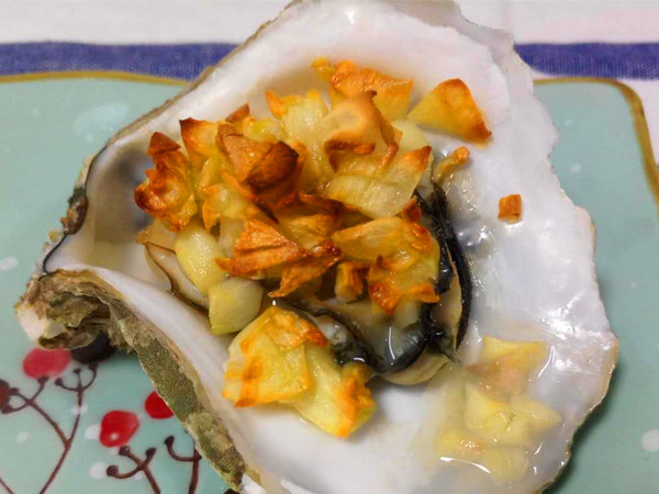 蒜蓉烤生蠔的做法-咸鮮味烤菜譜-易網健康養(yǎng)生網 蒜蓉烤生蠔的做法-咸鮮味烤菜譜