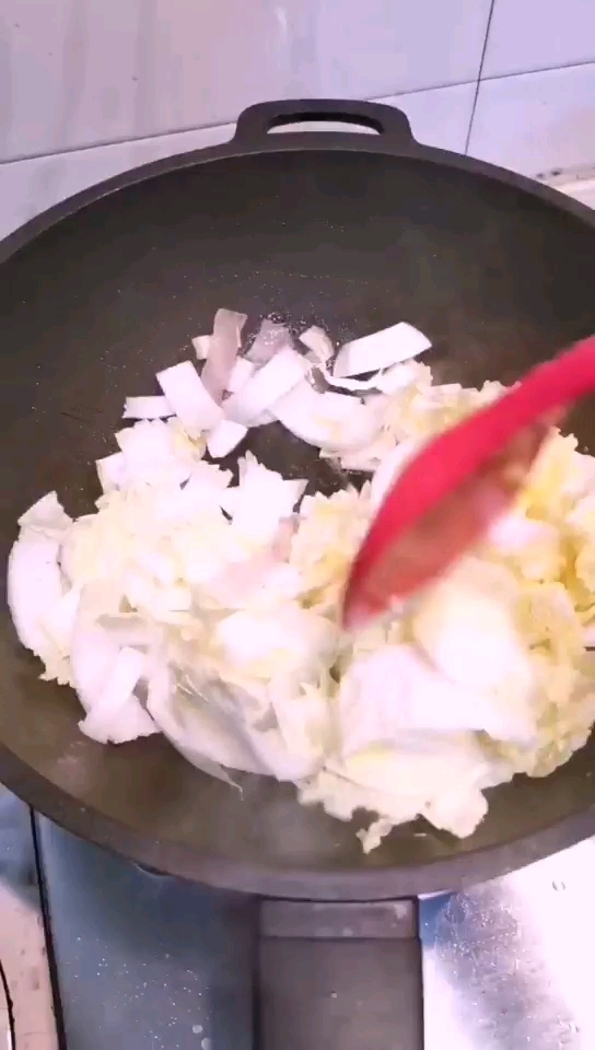 白菜粉絲煲的做法-家常味煮菜譜