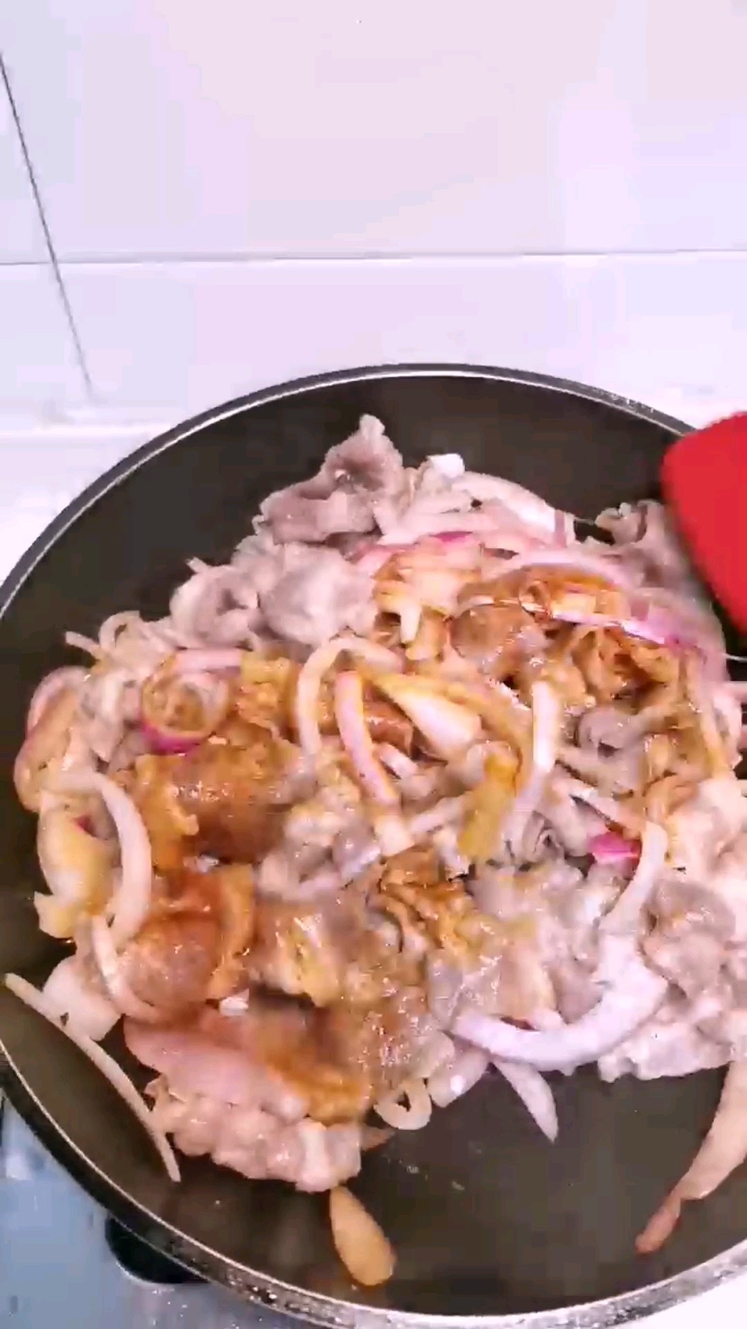 洋蔥炒肥牛的做法-家常味炒菜譜