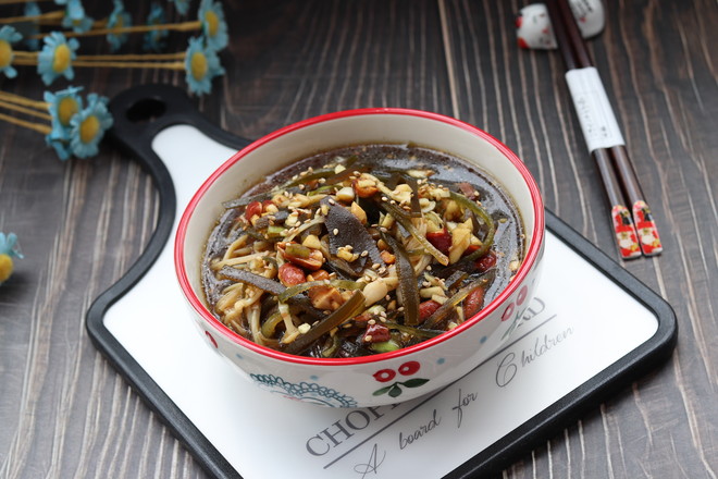 金針菇拌海帶絲的做法-咸鮮味拌菜譜-易網(wǎng)健康養(yǎng)生網(wǎng) 金針菇拌海帶絲的做法-咸鮮味拌菜譜