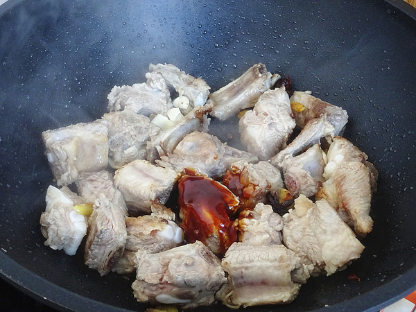 照燒排骨的做法-咸鮮味燒菜譜-易網健康養生網 照燒排骨的做法-咸鮮味燒菜譜