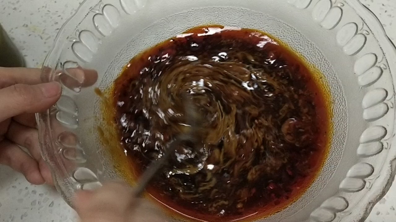 酸香筋道火鍋粉的做法-酸辣味拌菜譜-易網健康養生網 酸香筋道火鍋粉的做法-酸辣味拌菜譜