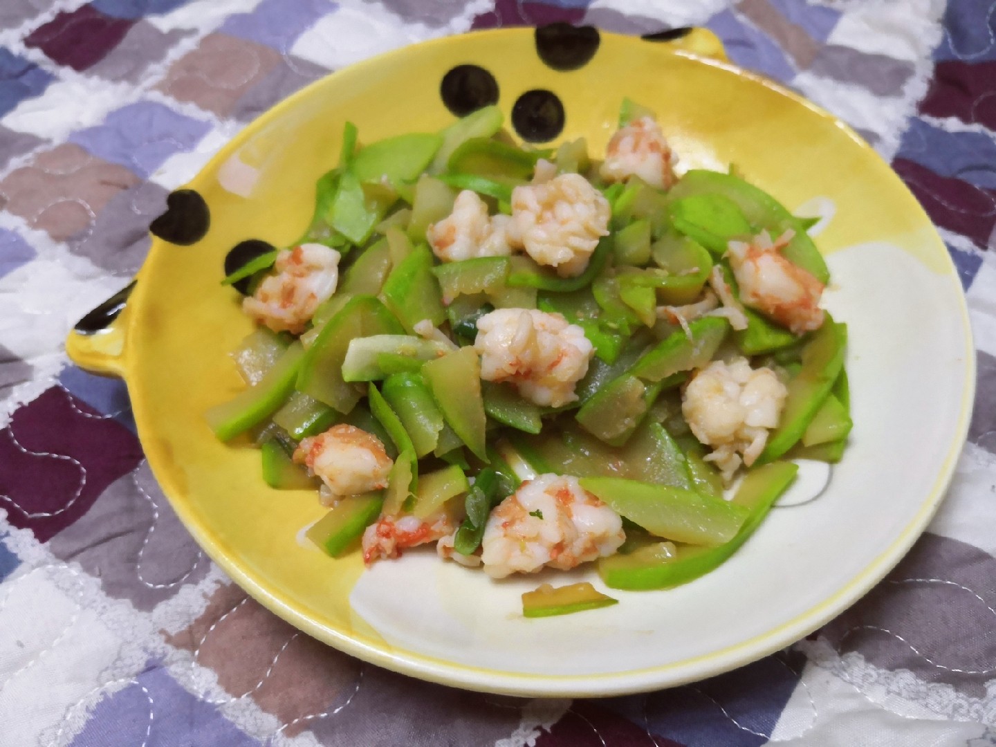 角瓜蝦仁的做法-家常味炒菜譜-易網健康養生網 角瓜蝦仁的做法-家常味炒菜譜