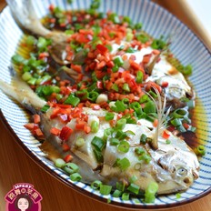 清蒸平魚的做法-香辣味蒸菜譜