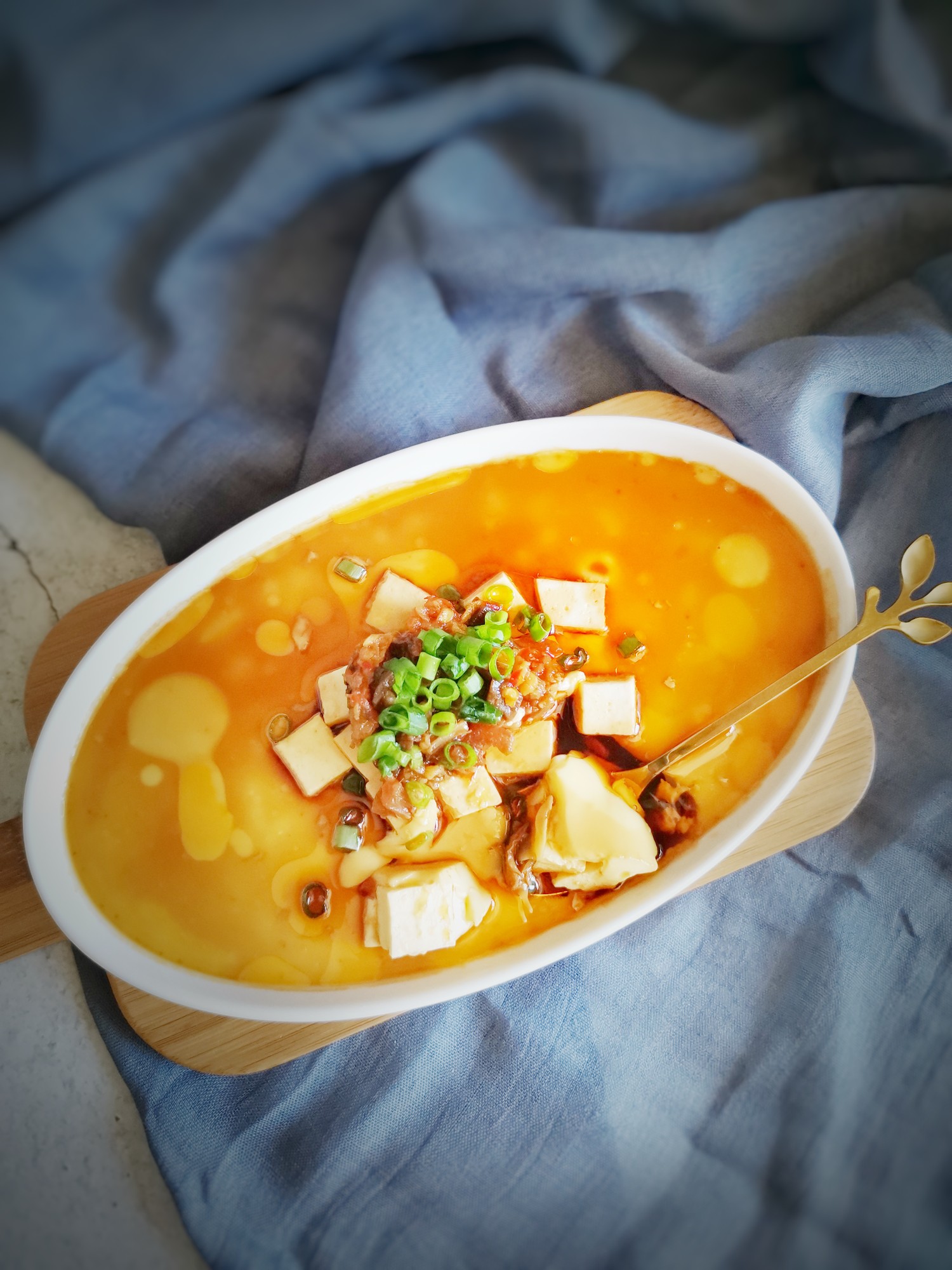 嫩豆腐與雞蛋的完美碰撞的做法-咸鮮味蒸菜譜-易網健康養生網 嫩豆腐與雞蛋的完美碰撞的做法-咸鮮味蒸菜譜