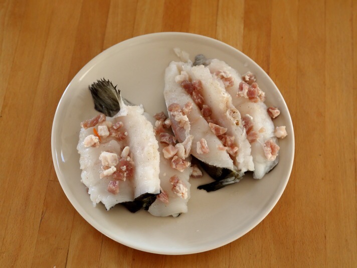 清蒸鱈魚的做法-咸鮮味煮菜譜