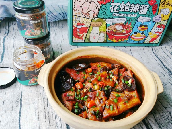 杏鮑菇蝦仁花哈醬豆腐煲的做法-香辣味燒菜譜-易網健康養生網 杏鮑菇蝦仁花哈醬豆腐煲的做法-香辣味燒菜譜