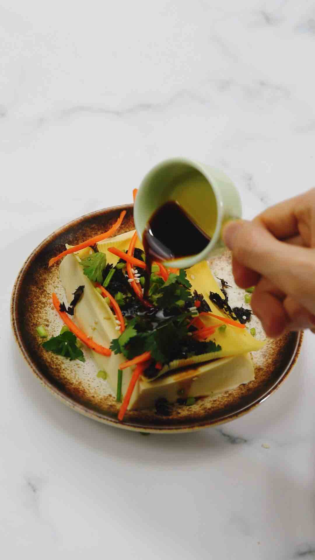 簡單又低卡的“叮叮”豆腐的做法-家常味微波菜譜-易網健康養生網 簡單又低卡的“叮叮”豆腐的做法-家常味微波菜譜