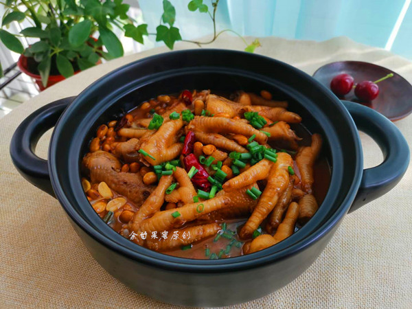 黃豆燜雞爪的做法-家常味燜菜譜-易網健康養生網 黃豆燜雞爪的做法-家常味燜菜譜