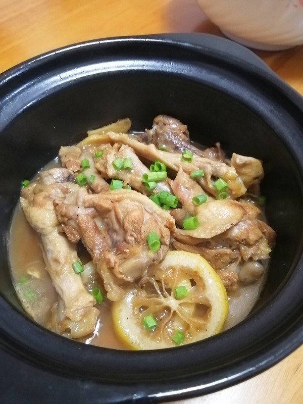檸檬鴨翅膀的做法-家常味煮菜譜-易網健康養生網 檸檬鴨翅膀的做法-家常味煮菜譜