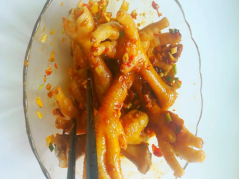 香辣鳳爪的做法-香辣味煮菜譜
