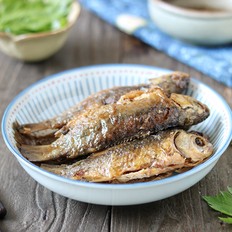 糖醋酥鯽魚(yú)的做法-家常味燉菜譜