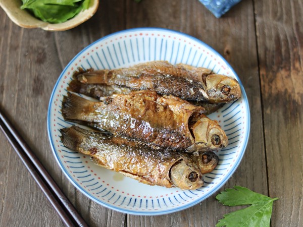 糖醋酥鯽魚(yú)的做法-家常味燉菜譜-易網(wǎng)健康養(yǎng)生網(wǎng) 糖醋酥鯽魚(yú)的做法-家常味燉菜譜