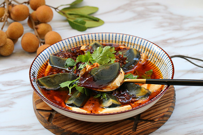 皮蛋蒸豆腐的做法-麻辣味蒸菜譜