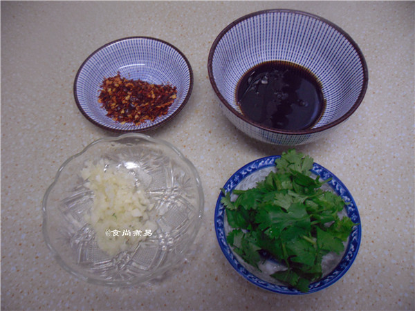 皮蛋蒸豆腐的做法-麻辣味蒸菜譜