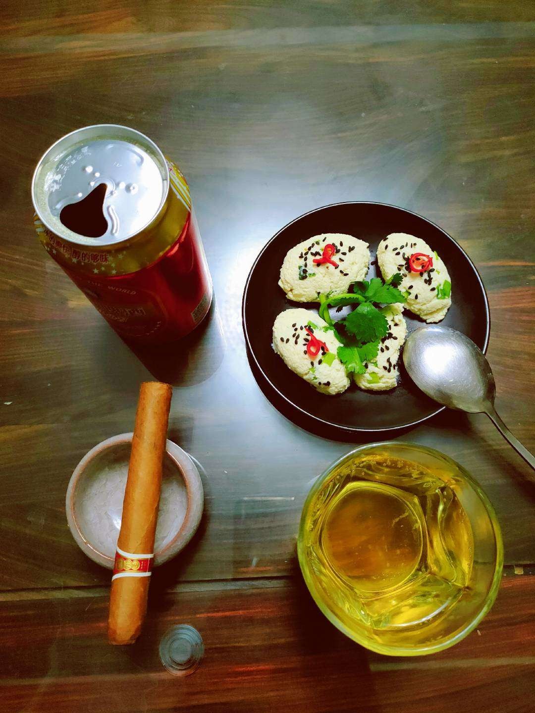 小蔥拌豆腐的做法-蔥香味拌菜譜