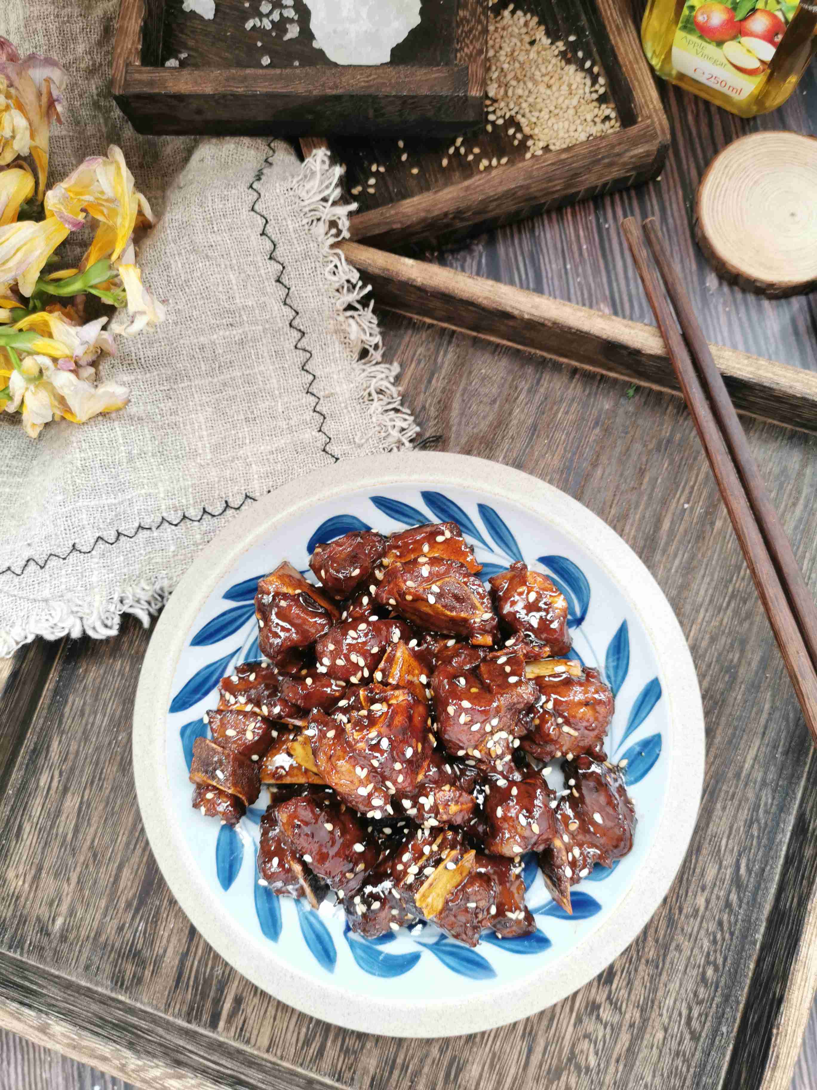 糖醋排骨的做法-甜味燒菜譜-易網健康養生網 糖醋排骨的做法-甜味燒菜譜