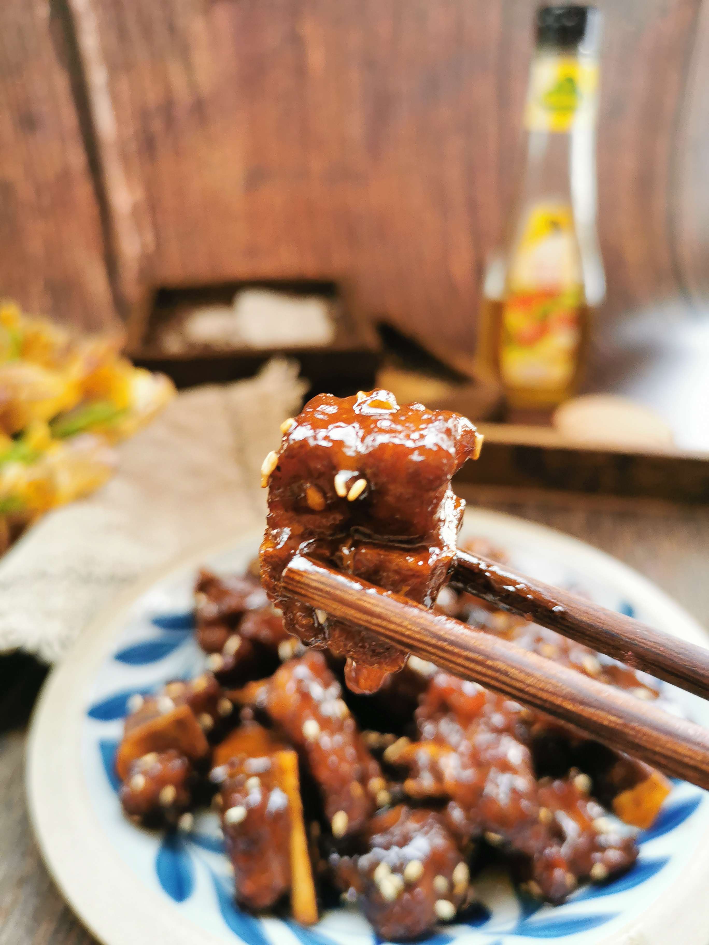 糖醋排骨的做法-甜味燒菜譜-易網健康養生網 糖醋排骨的做法-甜味燒菜譜