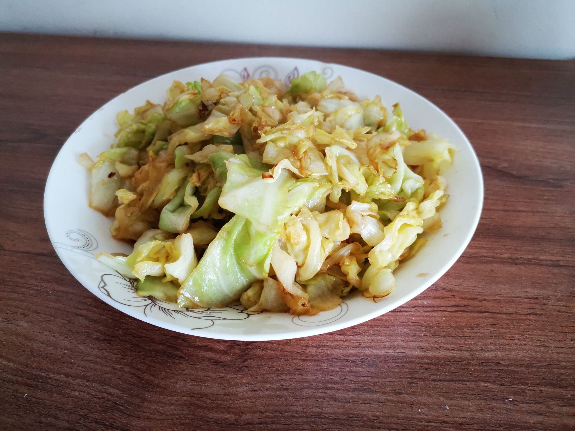 清炒卷心菜的做法-家常味炒菜譜-易網健康養生網 清炒卷心菜的做法-家常味炒菜譜