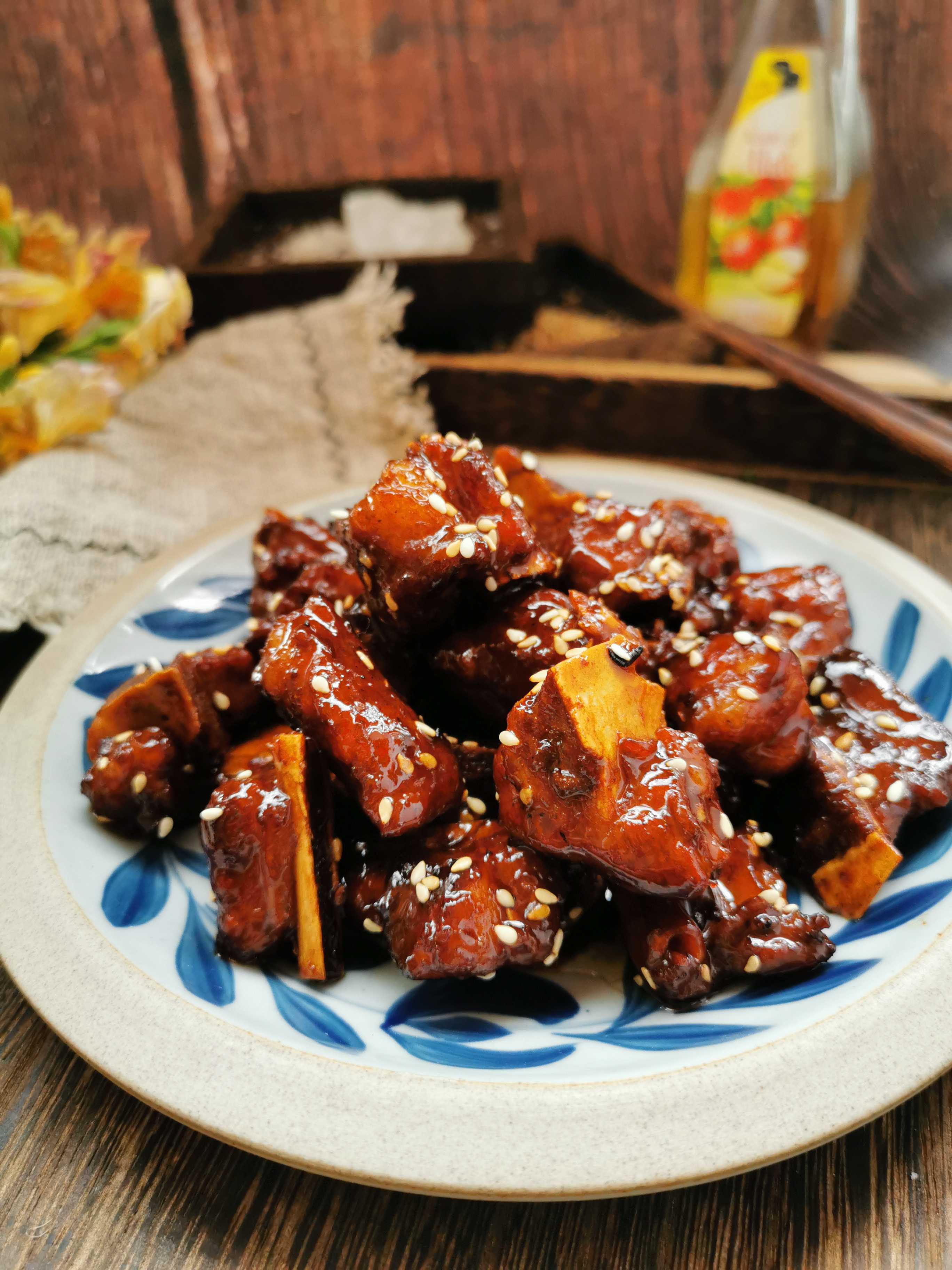 糖醋排骨的做法-甜味燒菜譜-易網健康養生網 糖醋排骨的做法-甜味燒菜譜